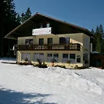 Arberwald Konukevi